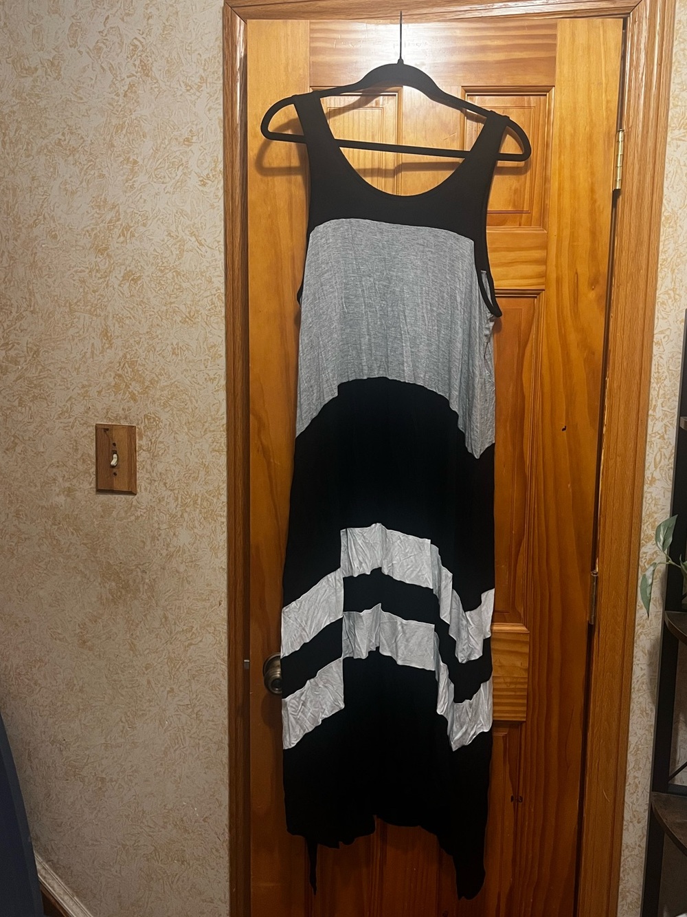 Simply Vera Vera Wang Black & Gray Striped Maxi Dress